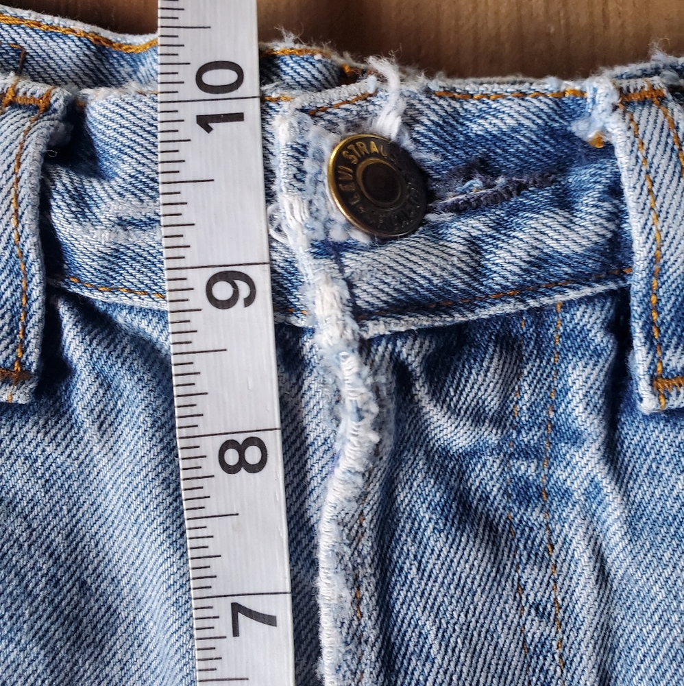 AMAZING VINTAGE LEVI'S SHORTS - Picture 12 of 16